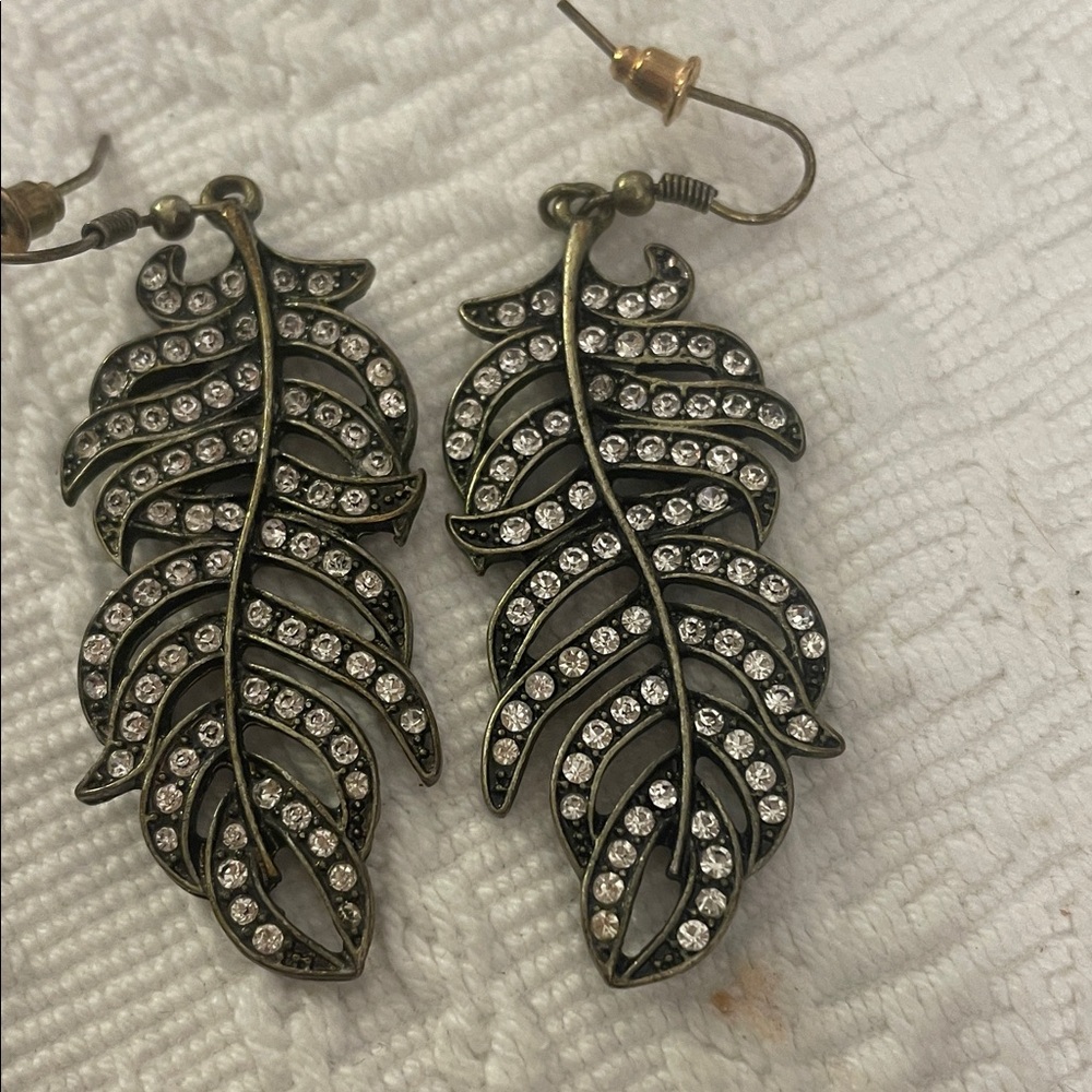 Elegant Leaf Design Earrings with Crystals